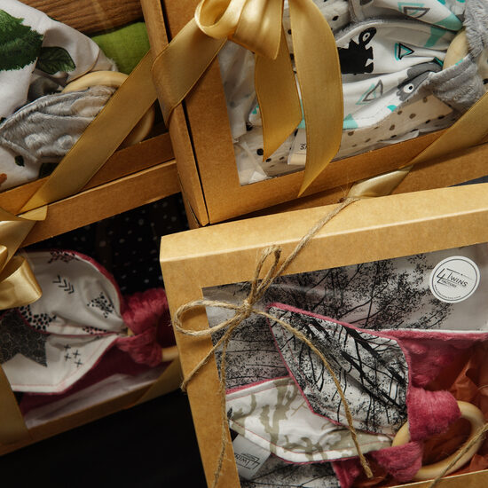 DĀVANU KOMPLEKTI LIMITĒTĀ SKAITĀ